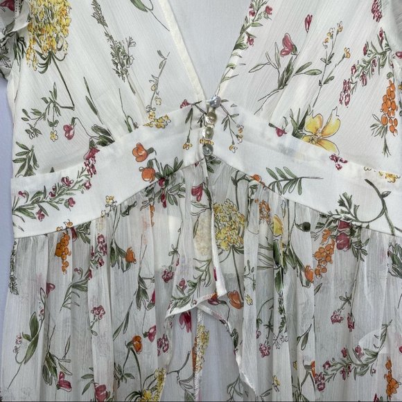 Lulu’s Long Floral Print Hi-Lo V Neck Blouse - Picture 6 of 10